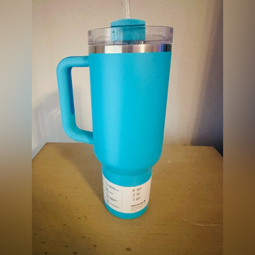 NEW Stanley Turquoise/Blue 40 oz Tumbler! - Picture 5 of 6